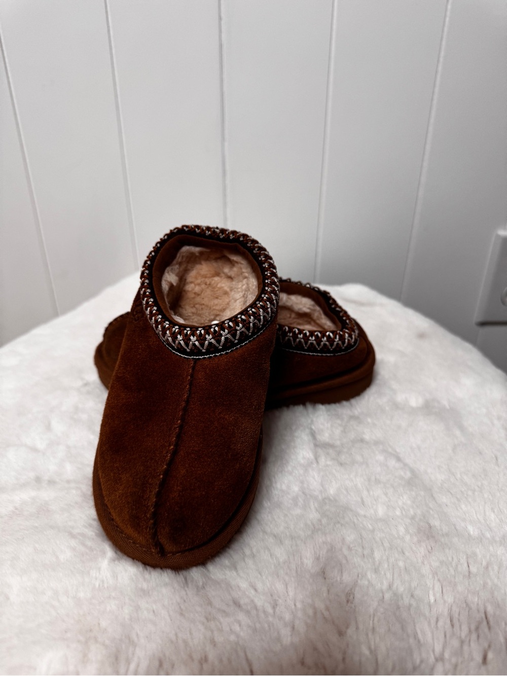 UGG Kids Brown Suede Shearling Slip-On Slippers